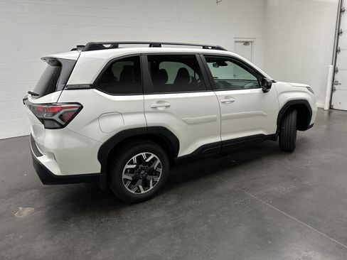 New 2026 Subaru Forester Premium AWD/4WD image 8