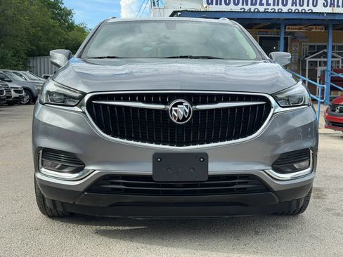 Used 2019 Buick Enclave Essence FWD image 2