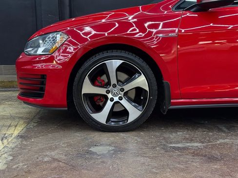 Used 2015 Volkswagen GTI S FWD image 4