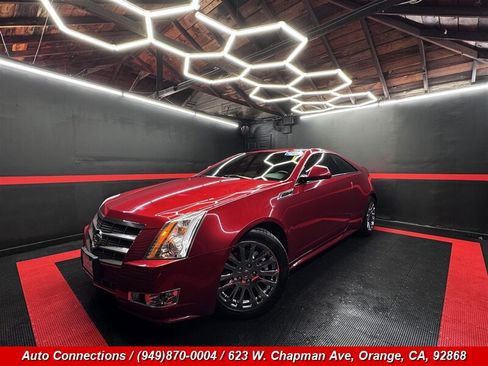 Used 2011 Cadillac CTS Performance w/ Luxury Level One Package RWD image 2