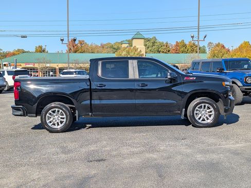 Used 2022 Chevrolet Silverado 1500 RST w/ Convenience Package II image 8