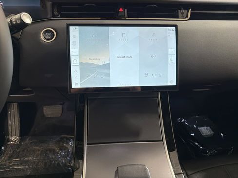 New 2026 Land Rover Range Rover Evoque S image 16