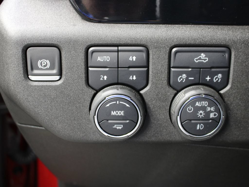 Used 2025 Chevrolet Silverado 1500 RST w/ Z71 Off-Road Package AWD/4WD image 50