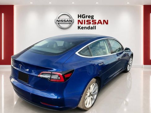 Used 2019 Tesla Model 3 RWD image 4