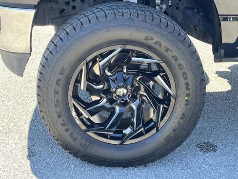 Used 2024 Ford F150 XLT image 12