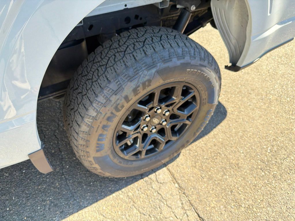 Used 2024 Ford F150 XLT w/ Equipment Group 302A MID AWD/4WD image 33