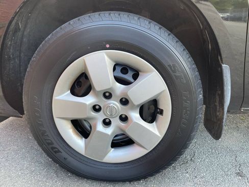 Used 2014 Nissan Rogue S FWD image 24