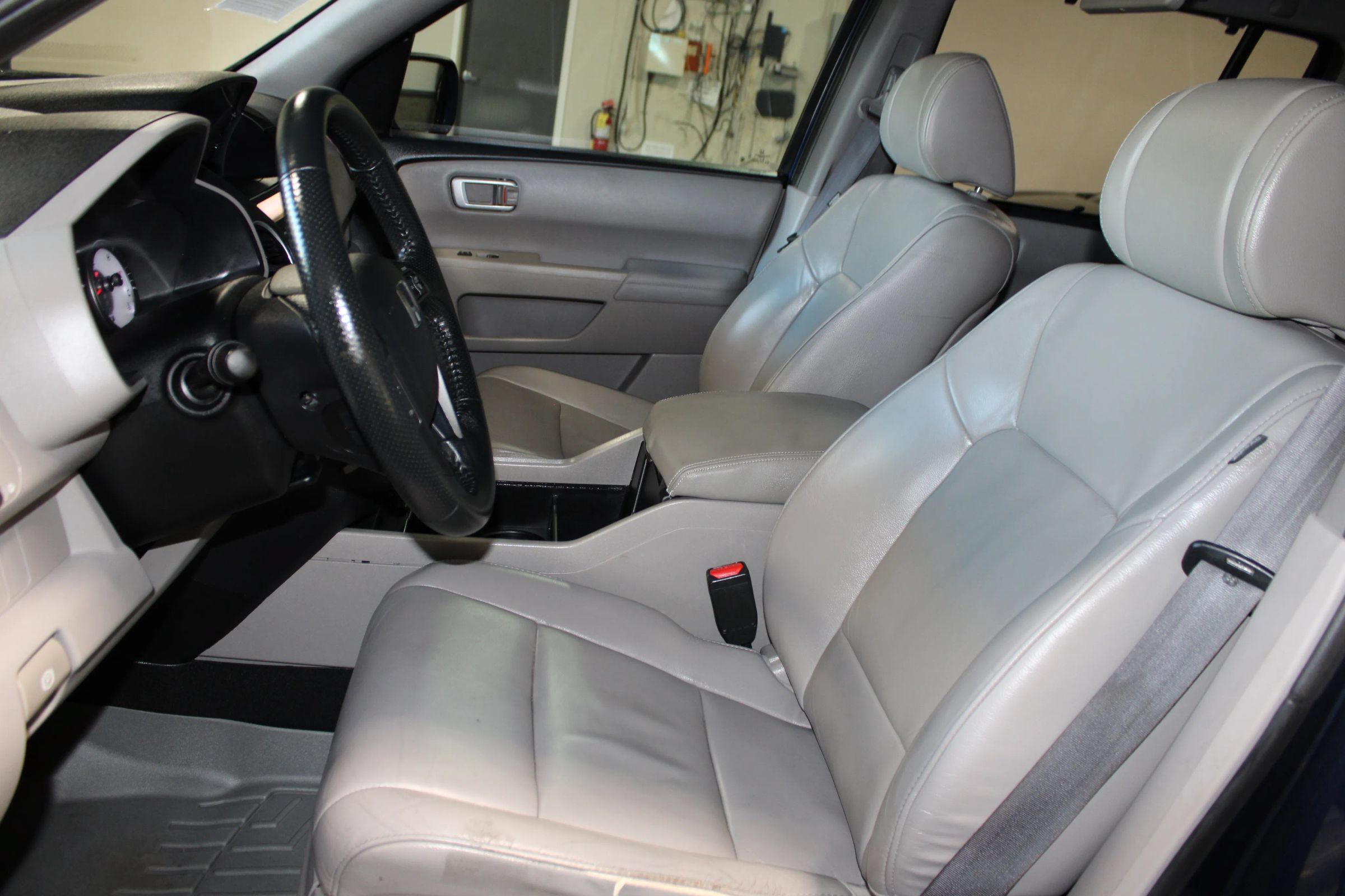 Used 2014 Honda Pilot Touring image 22