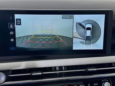 Certified 2025 Hyundai Santa Cruz Limited AWD/4WD image 14