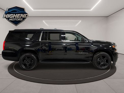 Used 2019 Chevrolet Suburban LT w/ Luxury Package image 6