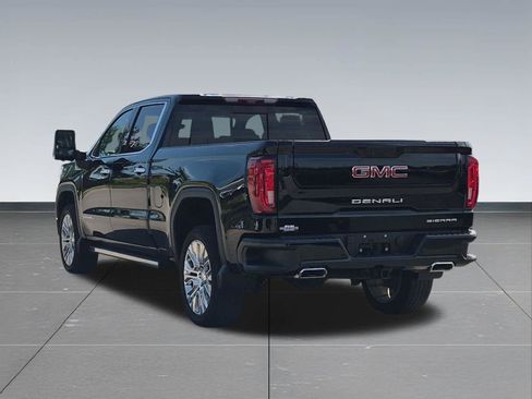 Used 2020 GMC Sierra 1500 Denali w/ Denali Ultimate Package AWD/4WD image 4
