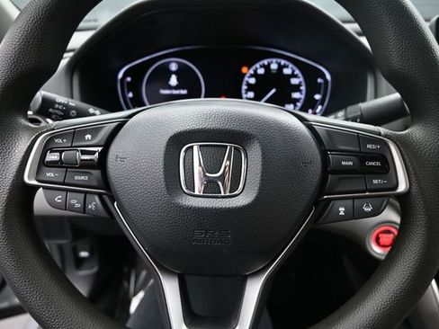 Used 2019 Honda Accord LX image 14