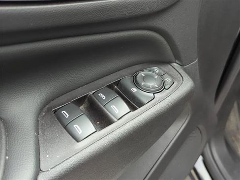 Used 2020 Chevrolet Equinox LT image 11