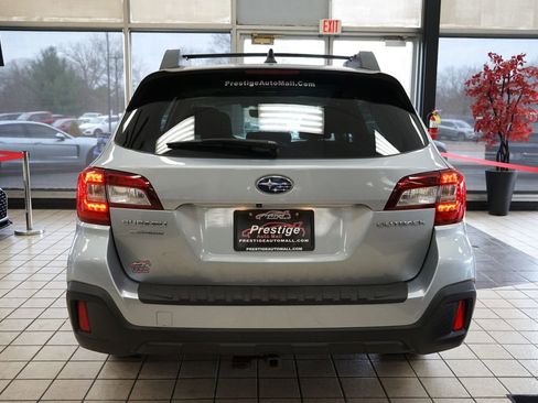 Used 2018 Subaru Outback 2.5i Premium image 15