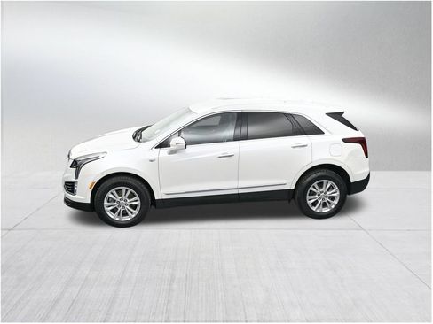 Certified 2024 Cadillac XT5 Luxury image 13