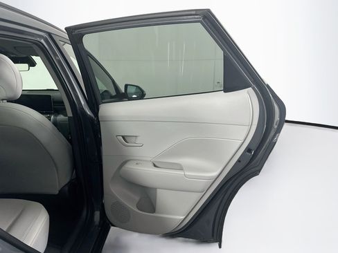 Used 2025 Hyundai Kona SEL FWD image 29
