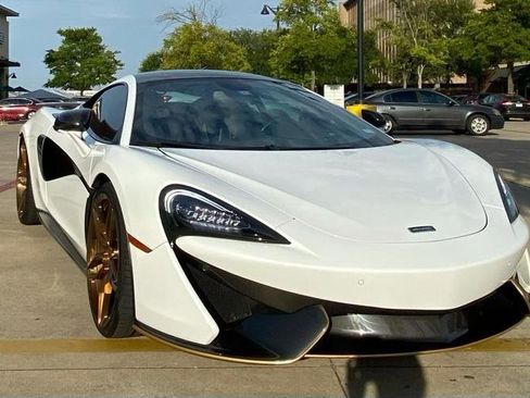 Used 2017 McLaren 570S Coupe RWD image 9