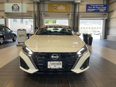 Certified 2026 Nissan Altima 2.5 SV w/ SV Special Edition Package AWD/4WD image 2