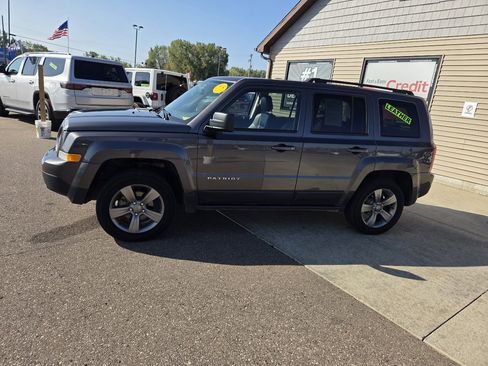 Used 2015 Jeep Patriot High Altitude image 8