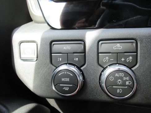 New 2026 GMC Sierra 1500 Elevation AWD/4WD image 21