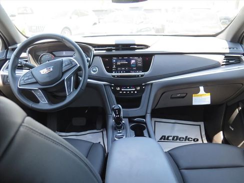 New 2026 Cadillac XT5 Luxury AWD/4WD image 23