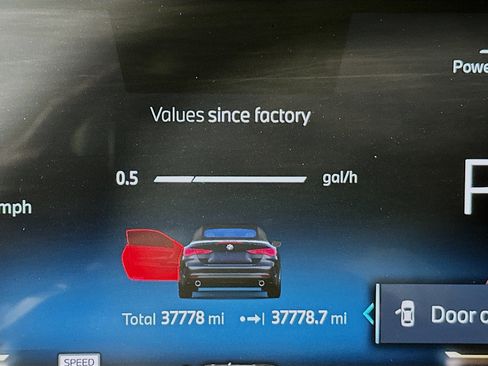 Used 2025 BMW 430i Convertible w/ Premium Package image 19