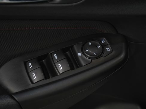 Used 2021 Chevrolet TrailBlazer RS w/ Sun and Liftgate Package image 23