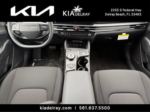 New 2026 Kia Sportage LX FWD image 11