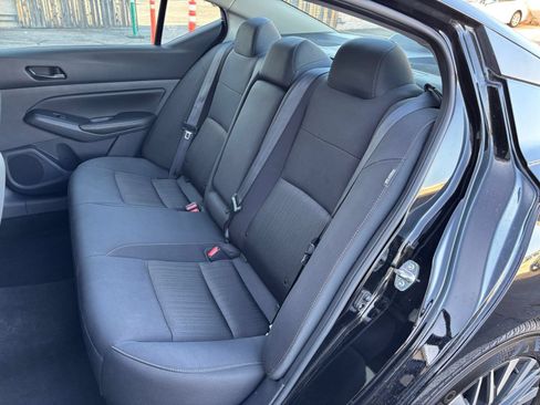 Used 2025 Nissan Altima 2.5 SV FWD image 38