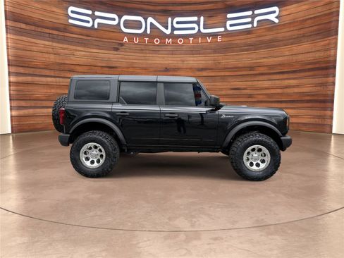 Used 2025 Ford Bronco 4-Door AWD/4WD image 8