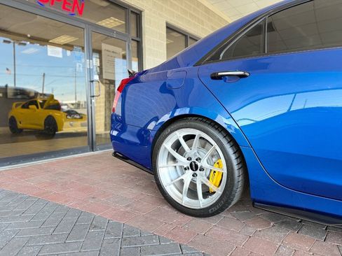 Used 2018 Cadillac CTS V w/ Luxury Package RWD image 20