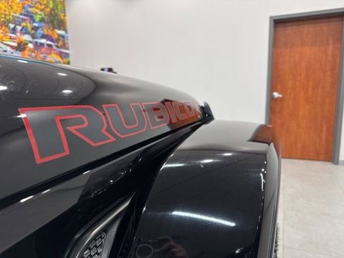 Used 2018 Jeep Wrangler Unlimited Rubicon image 22