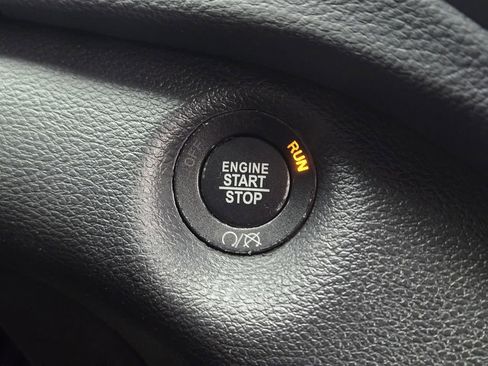 Used 2022 Jeep Cherokee Latitude Lux image 25