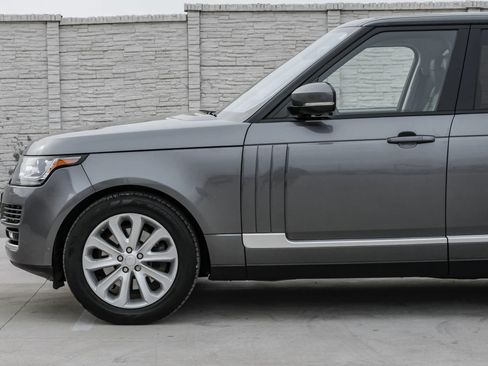 Used 2017 Land Rover Range Rover HSE AWD/4WD image 14