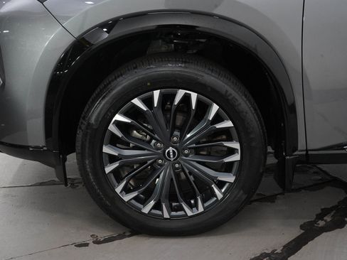 Used 2026 Nissan Rogue Platinum w/ Platinum Premium Package AWD/4WD image 28