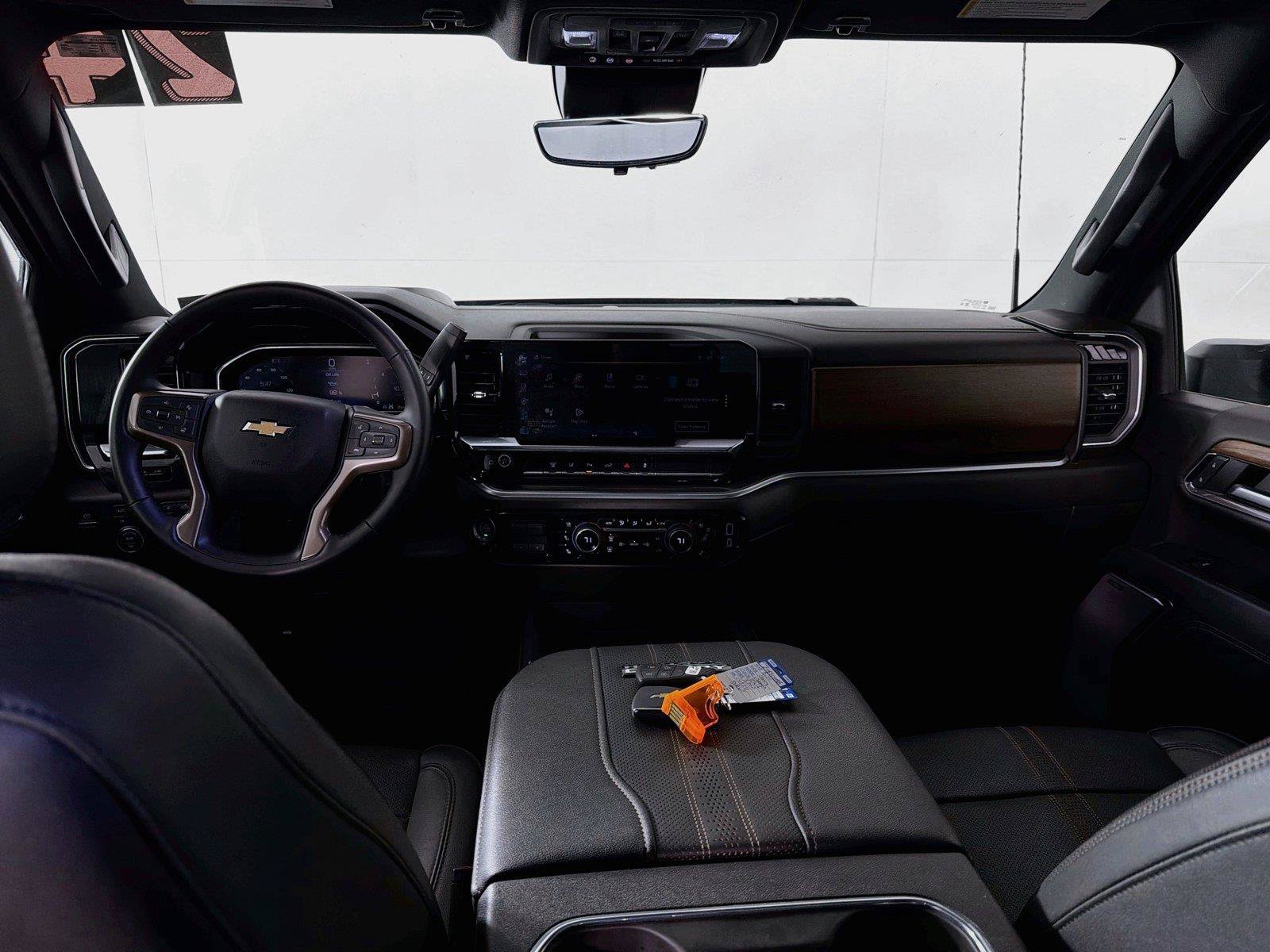 Used 2024 Chevrolet Silverado 3500 High Country w/ High Country Premium Package AWD/4WD image 27