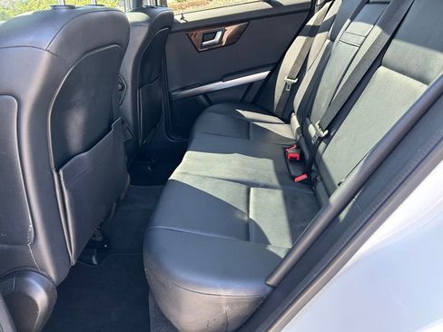 Used 2013 Mercedes-Benz GLK 350 4MATIC image 25