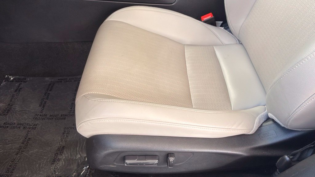 Used 2024 Honda Civic Touring image 5