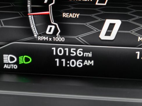 Used 2022 Lamborghini Urus image 10