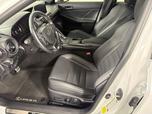Used 2024 Lexus IS 350 F Sport image 5
