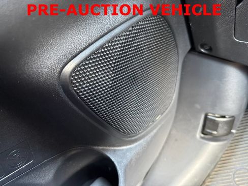 Used 2018 Mitsubishi Outlander Sport SE FWD image 27