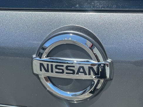 Used 2021 Nissan Rogue S FWD image 26