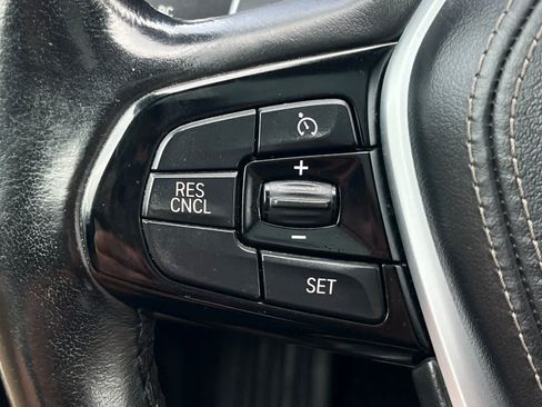 Used 2017 BMW 540i RWD image 32