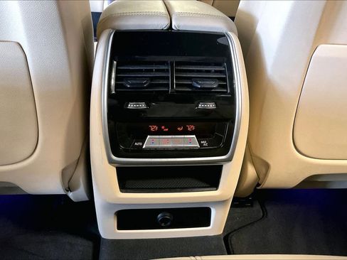 Used 2021 BMW X5 xDrive40i w/ M Sport Package image 33