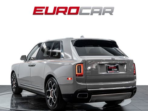 Used 2023 Rolls-Royce Cullinan image 4