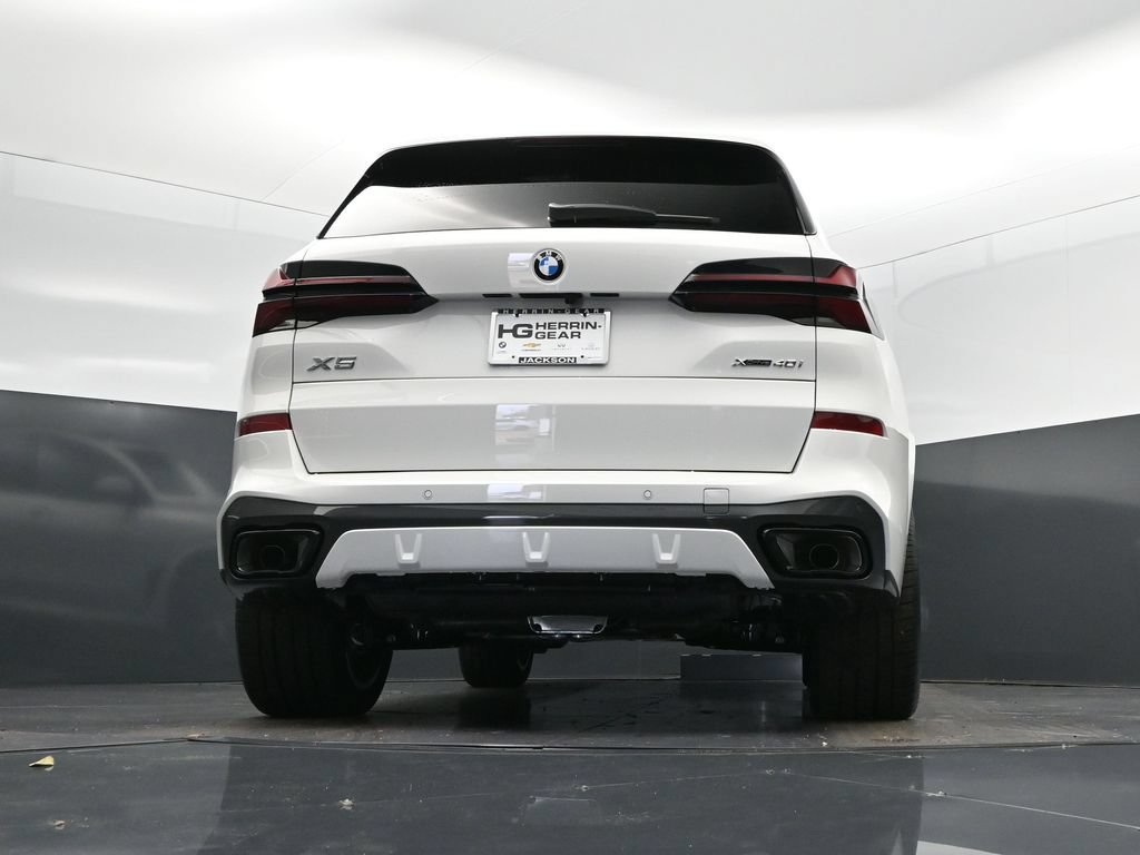 Used 2026 BMW X5 xDrive40i w/ M Sport Package AWD/4WD image 41