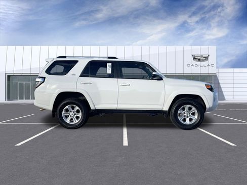 Used 2024 Toyota 4Runner SR5 image 9