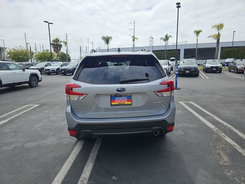 Used 2024 Subaru Forester Limited AWD/4WD image 6