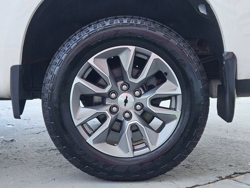 Used 2021 Chevrolet Silverado 1500 RST AWD/4WD image 28