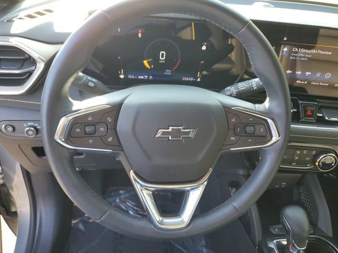 Used 2024 Chevrolet TrailBlazer ACTIV AWD/4WD image 18